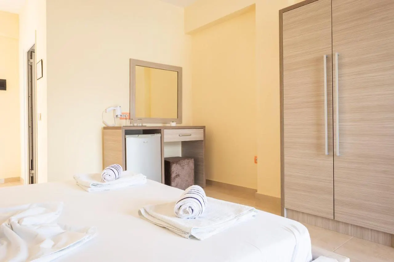 ***  Hotel Mesun Himare Albania