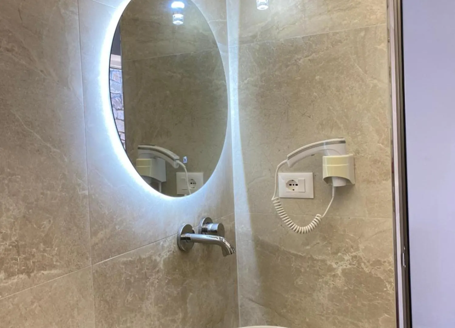 Hotel Mesun Himare