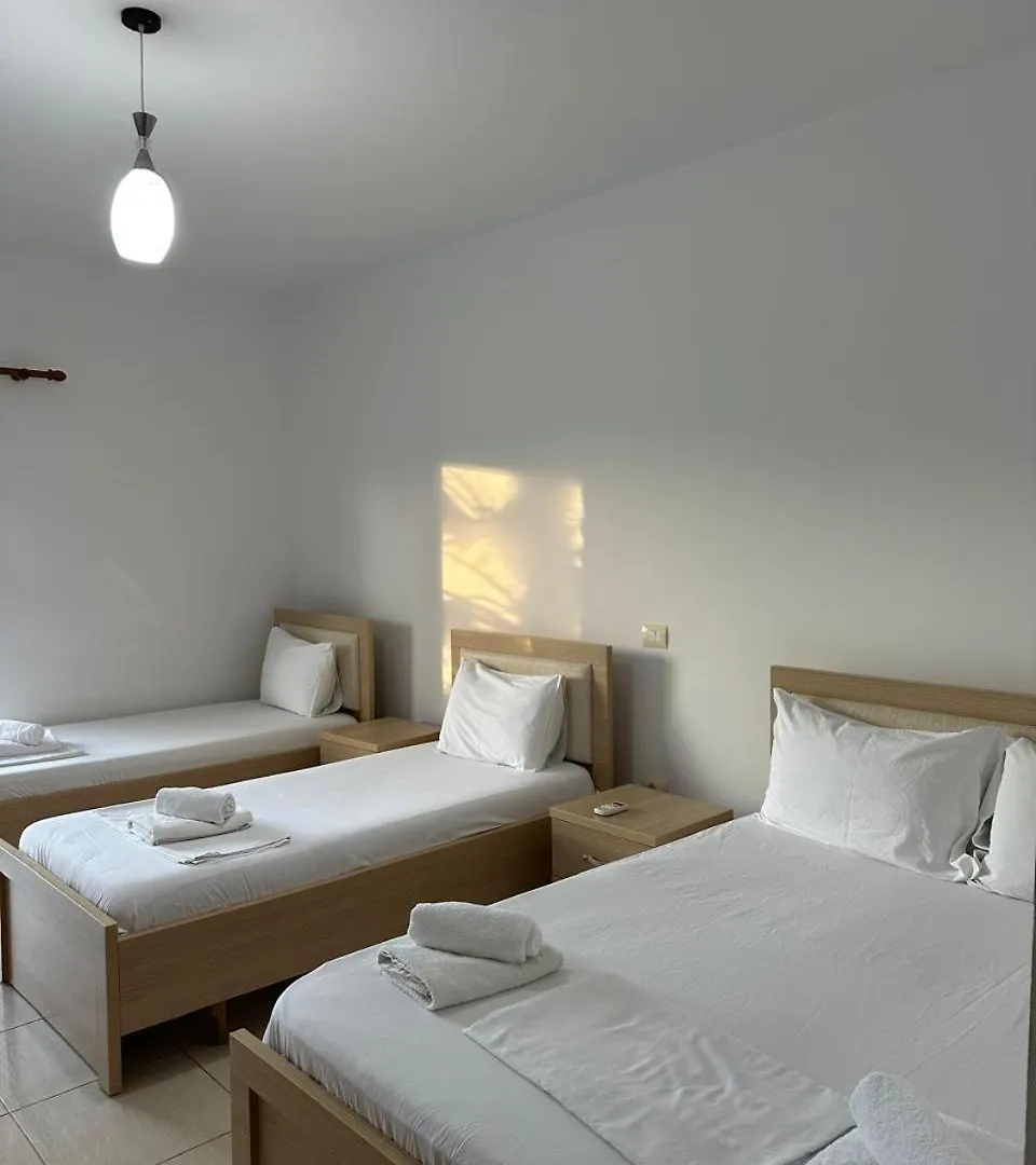 Hotel Mesun Himare 3*,  Albanien